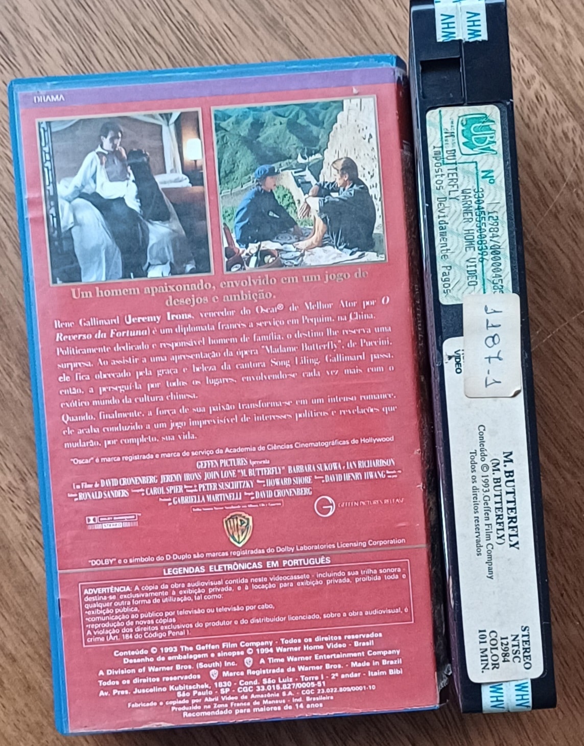 | Casa do Colecionador Fita vhs M Butterfly inspirado em história real.
