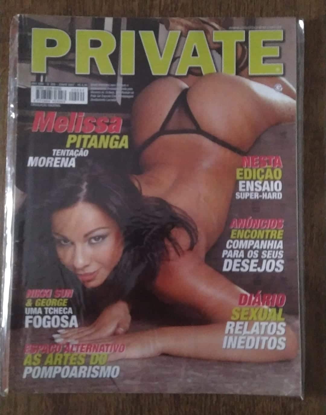 | Casa do Colecionador Lote com 14 revistas Privates em bom estado.