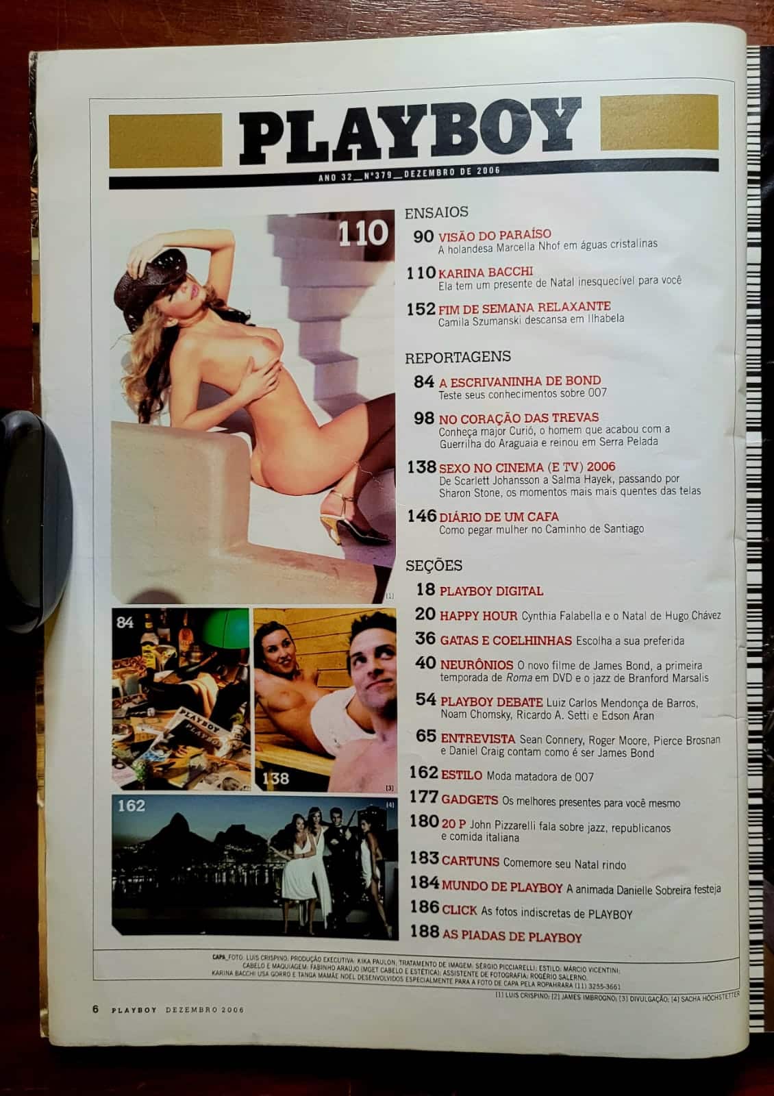 | Casa do Colecionador Playboy Nº 379 | Dezembro/2006 | Karina Bacchi — Feliz Natal! | Exemplar de Assinante | Pôster Presente