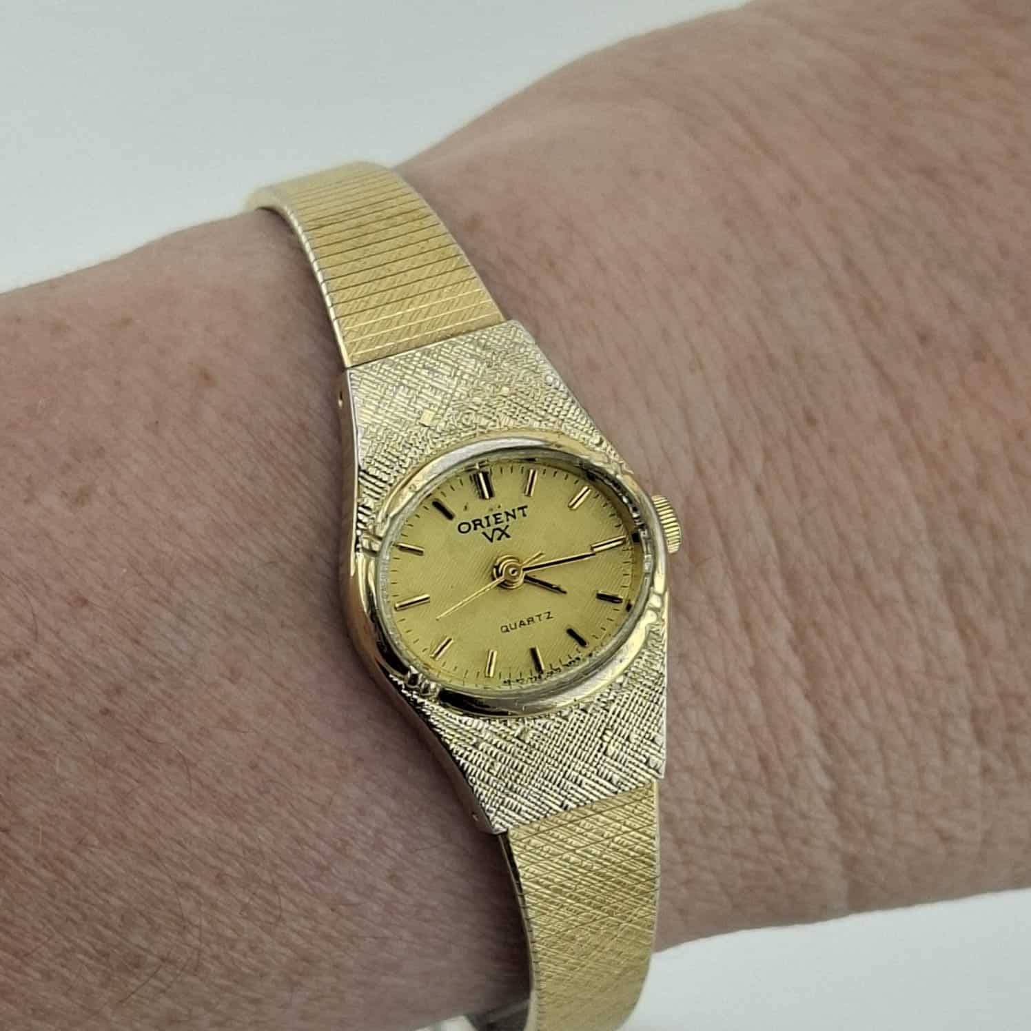 | Casa do Colecionador Relógio Orient Fem Quartz Mod VX