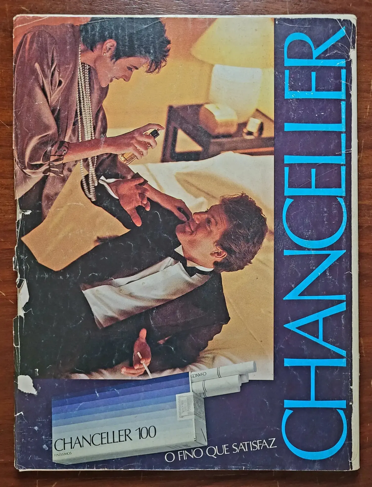 | Casa do Colecionador Playboy Nº 120 | Julho/1985 | Monique Evans | Edição de Banca | Sem Pôster | Estado Regular - Imagem 4
