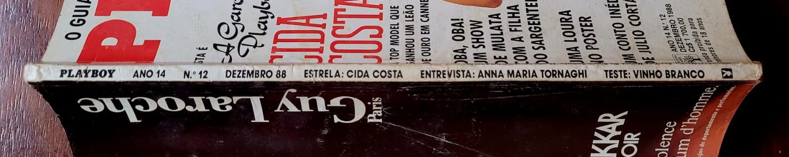 | Casa do Colecionador Playboy Nº 161 | Dezembro/1988 | Cida Costa – Garota Playboy 89 | Pôster da Pamela Stein Presente