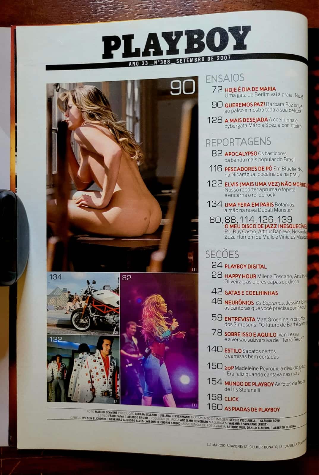 | Casa do Colecionador Playboy Nº 388 | Setembro/2007 | Bárbara Paz | Exemplar de Assinante | Luva Promocional + Pôster Presente