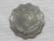 Iraque) 10 Fils – 1981 / 5,6g – 27mm / St.St. Flor de Cunho / box53