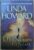 Livro em inglês capa dura Dying to please. Linda Howard. Ballantine Books.